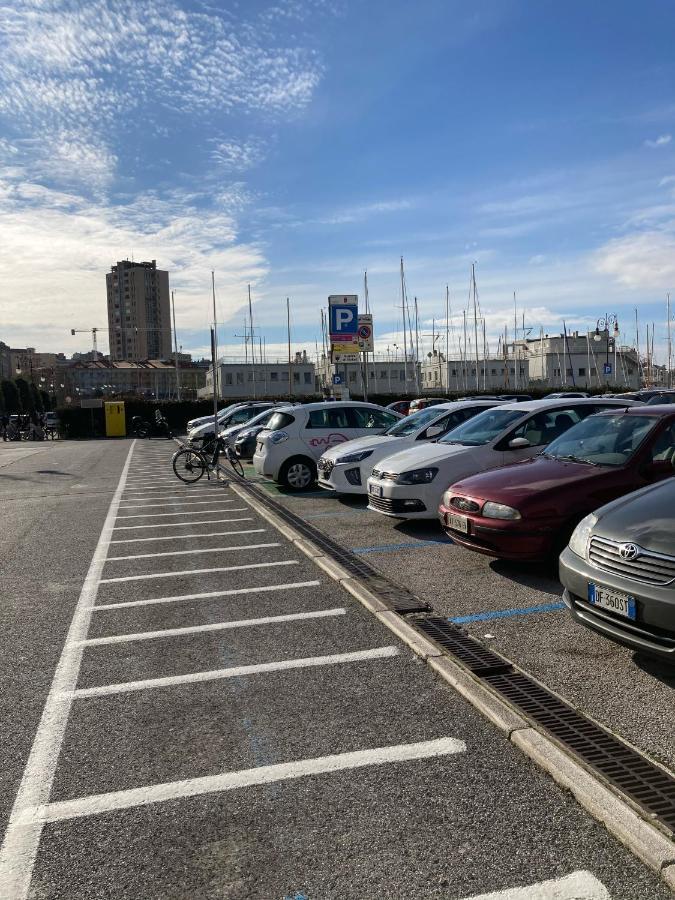 Le Rive Del Revoltella Leilighet Trieste Eksteriør bilde